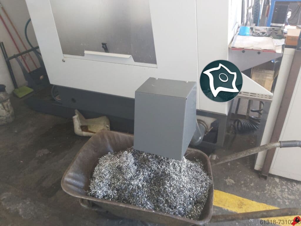 Вертикально-фрезерный станок с ЧПУ HAAS VM-3-ID16735