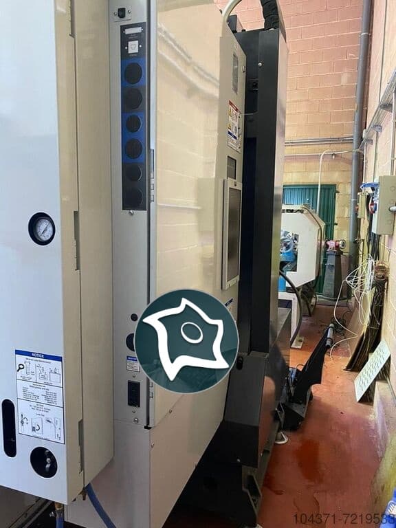 Вертикально-фрезерный станок с ЧПУ HAAS VM-3-ID16736