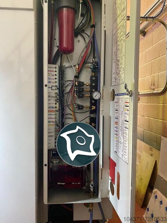 Вертикально-фрезерный станок с ЧПУ HAAS VM-3-ID16736