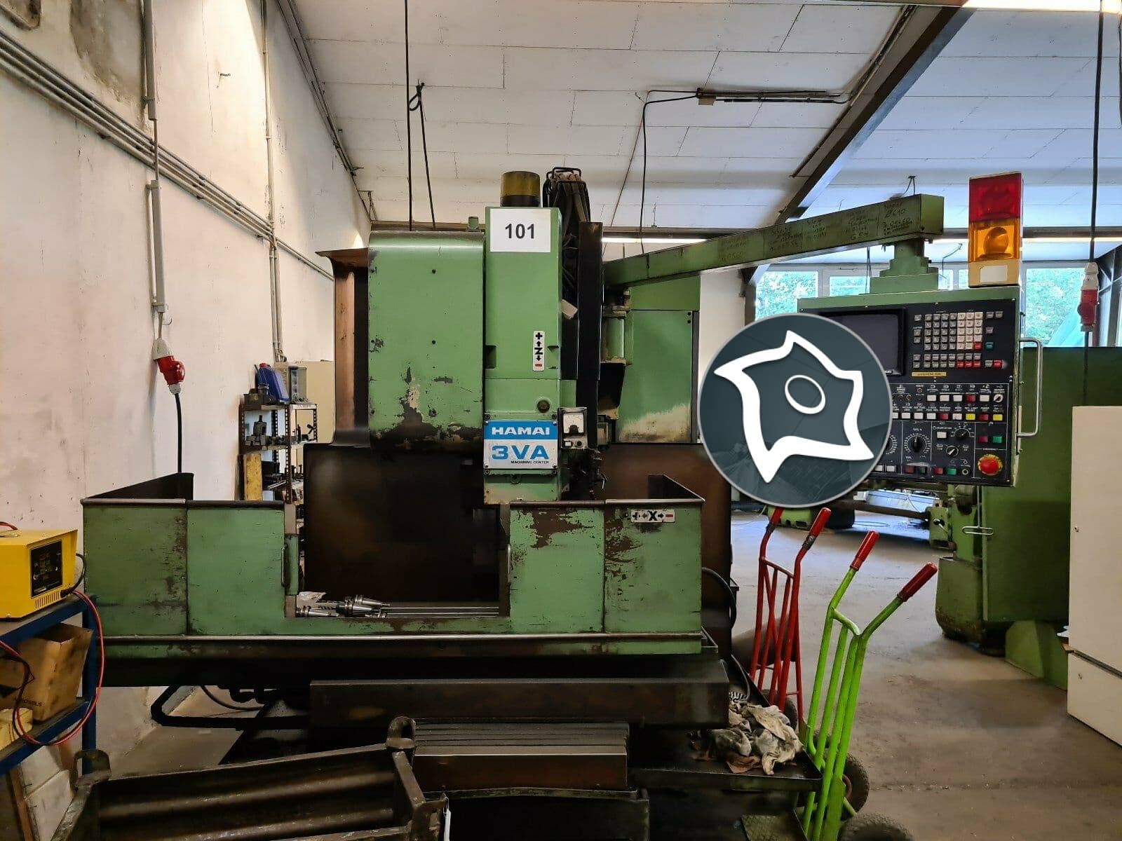 Вертикально-фрезерный станок с ЧПУ Hamai 3VA-ID13225