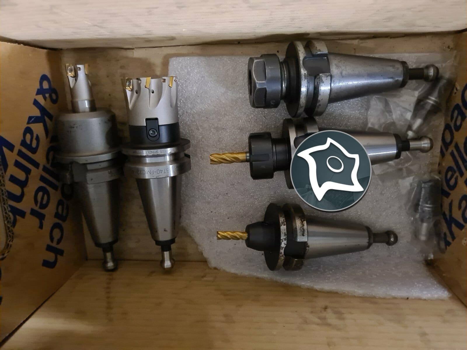 Вертикально-фрезерный станок с ЧПУ Hamai 3VA-ID13225