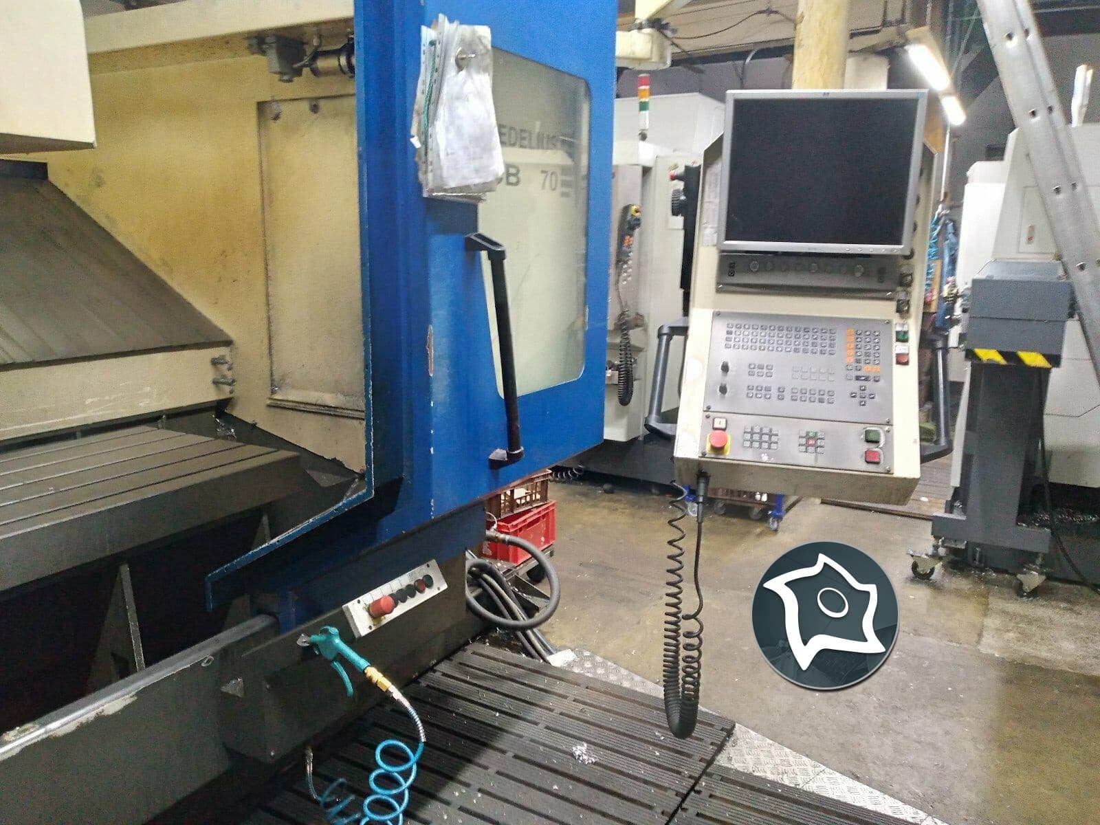 Вертикально-фрезерный станок с ЧПУ Hedelius CB 70-ID15770