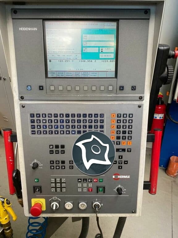 Вертикально-фрезерный станок с ЧПУ Hermle C 500 V-ID16238