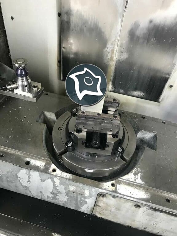 Вертикально-фрезерный станок с ЧПУ HERMLE C 600 U-ID15097