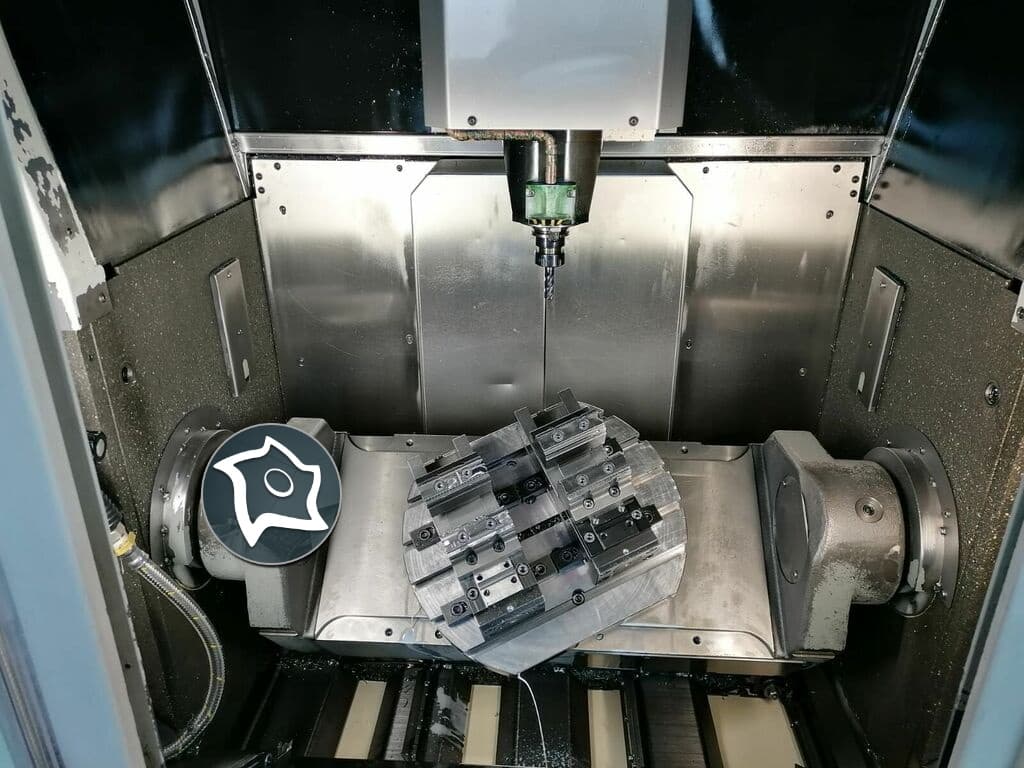 Вертикально-фрезерный станок с ЧПУ HERMLE C 600 U-ID15589