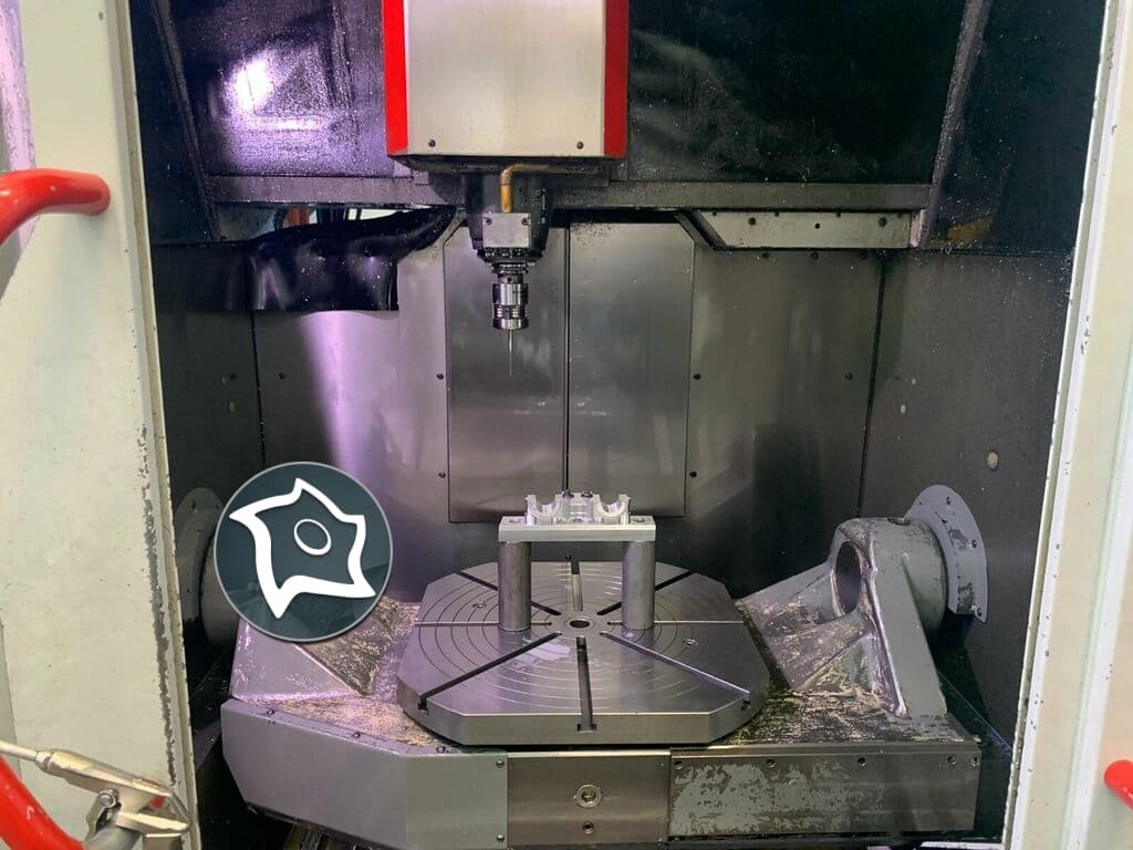 Вертикально-фрезерный станок с ЧПУ HERMLE C 800 U-ID15089