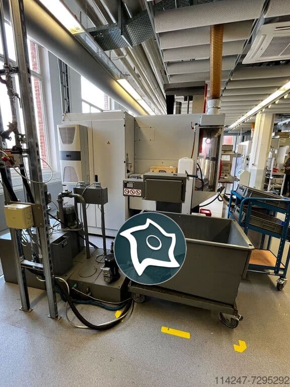 Вертикально-фрезерный станок с ЧПУ HERMLE C 800 U-ID16873