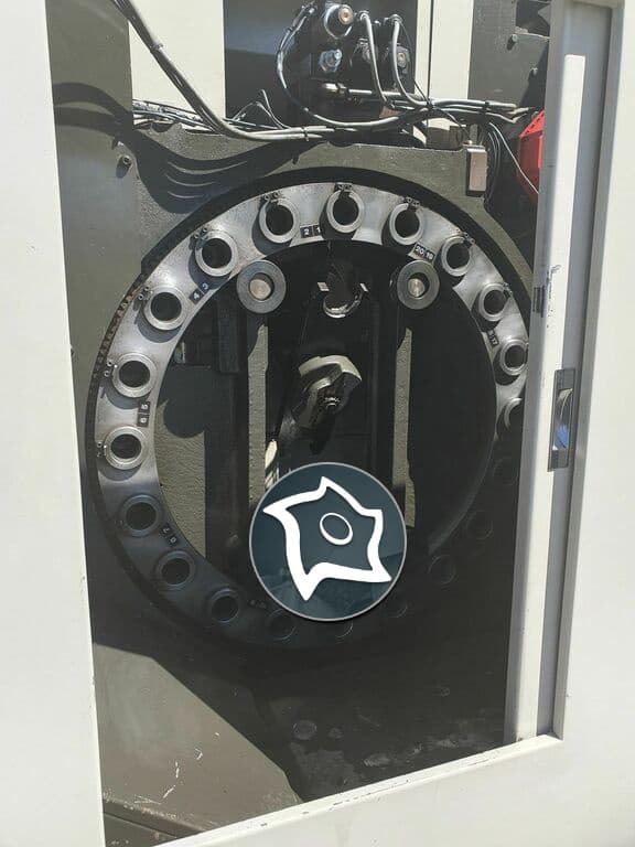 Вертикально-фрезерный станок с ЧПУ Hitachi Seiki VM 50-ID15130