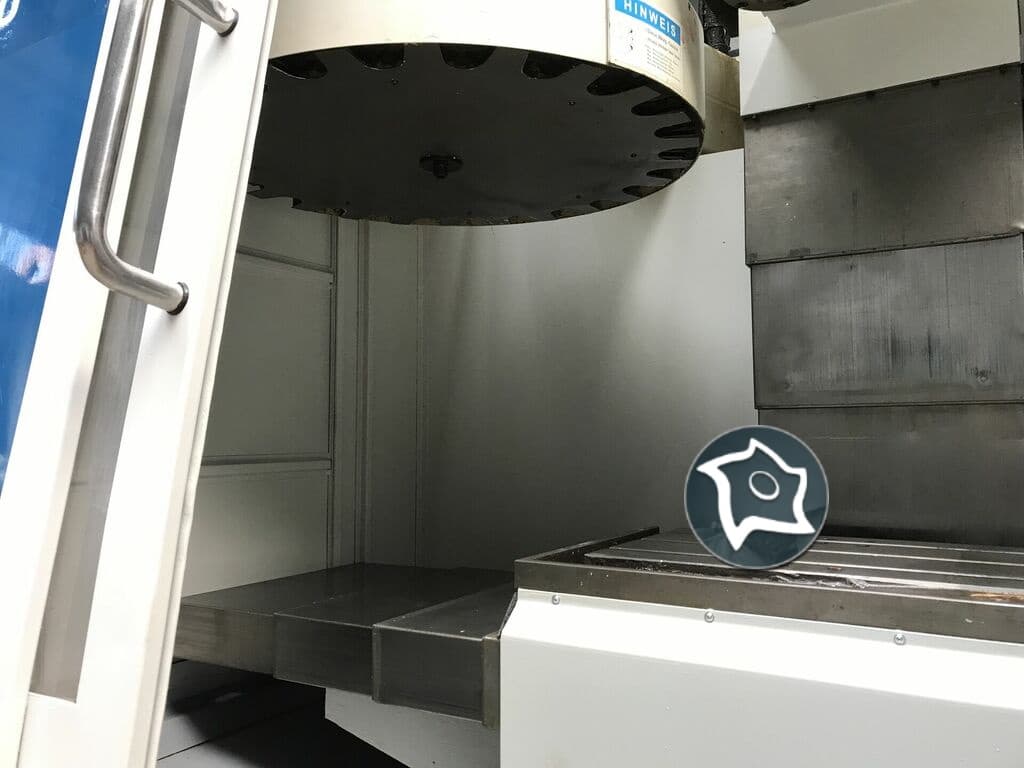 Вертикально-фрезерный станок с ЧПУ Hurco BMC 30 SSM-ID15604