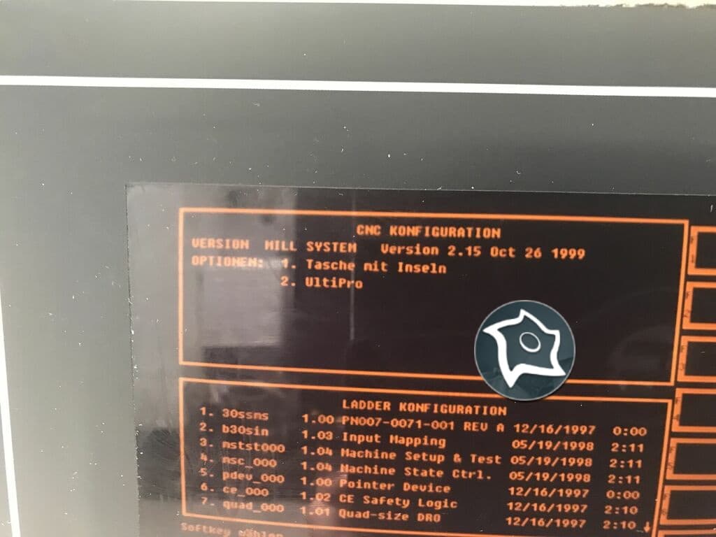 Вертикально-фрезерный станок с ЧПУ Hurco BMC 30 SSM-ID15604