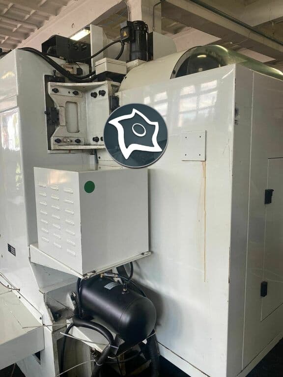 Вертикально-фрезерный станок с ЧПУ HURCO VM 2-ID15648