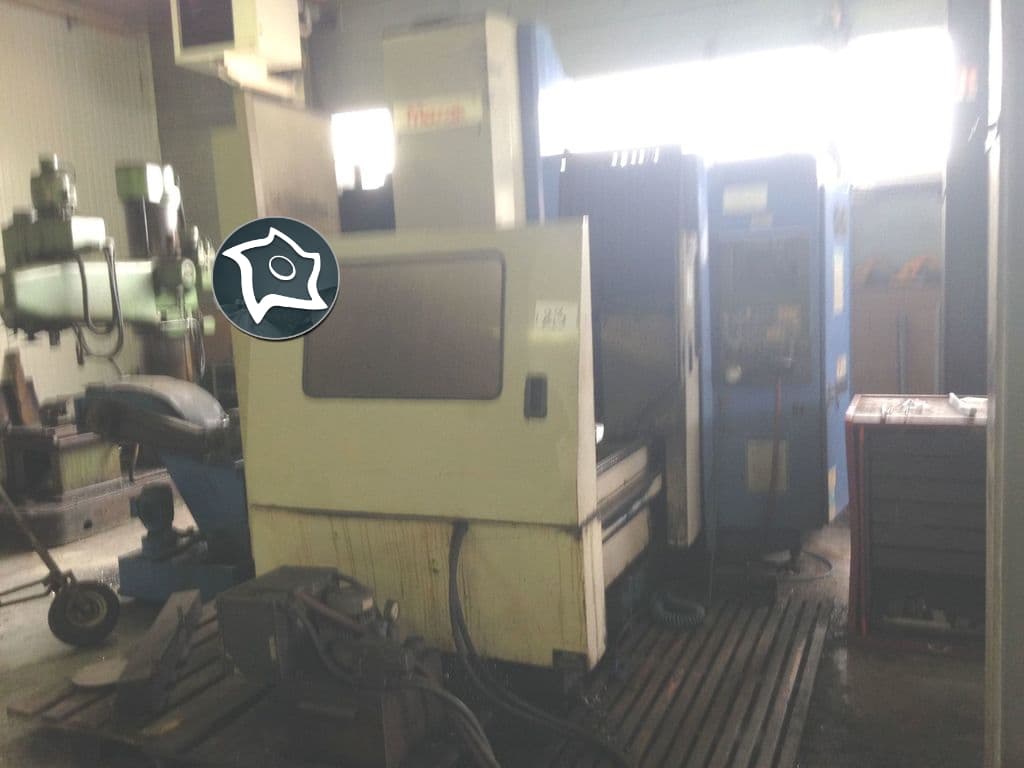 Вертикально-фрезерный станок с ЧПУ MAZAK AJV 25-404-ID12613