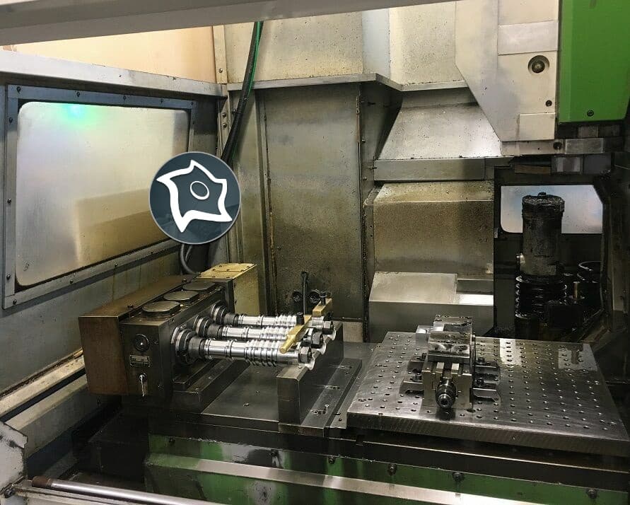 Вертикально-фрезерный станок с ЧПУ Mazak AJV 32-404-ID16033