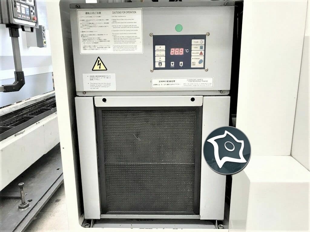 Вертикально-фрезерный станок с ЧПУ Mazak NEXUS 510 C-ID15258