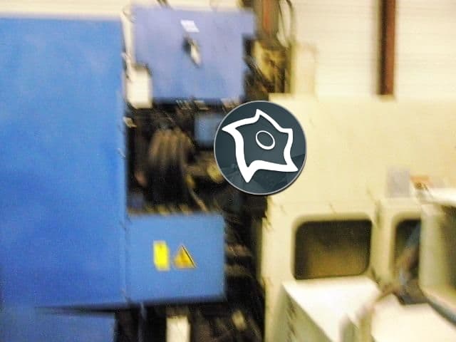 Вертикально-фрезерный станок с ЧПУ MAZAK VQC 15/40-ID12614