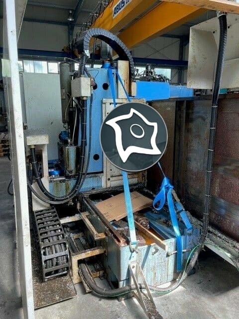 Вертикально-фрезерный станок с ЧПУ Mazak VTC 20 C-ID15579