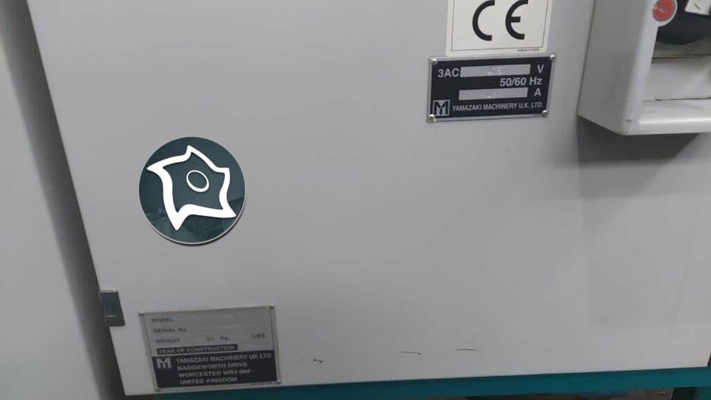 Вертикально-фрезерный станок с ЧПУ MAZAK VTC 30 C-ID15801