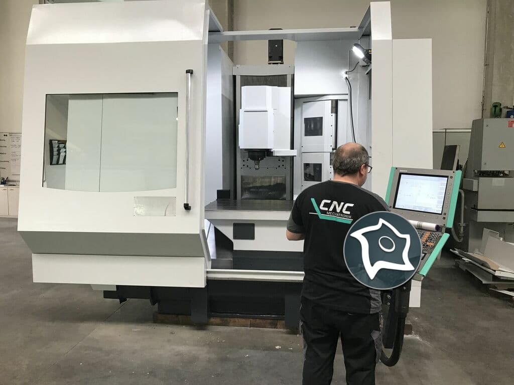 Вертикально-фрезерный станок с ЧПУ MIKRON VCP 1350-ID15895