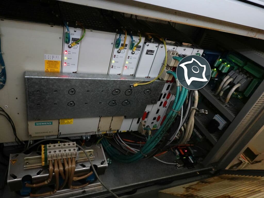 Вертикально-фрезерный станок с ЧПУ MIKRON VCP 600-ID15710