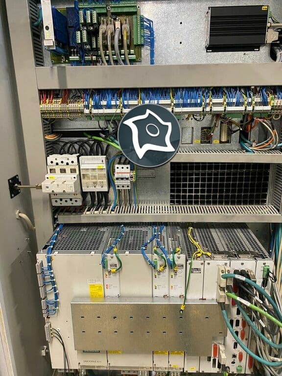 Вертикально-фрезерный станок с ЧПУ Mikron VCP 710-ID14837