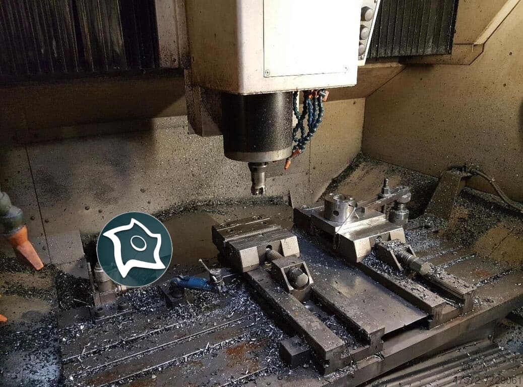 Вертикально-фрезерный станок с ЧПУ Okuma GENOS M 560-V-e-ID16919