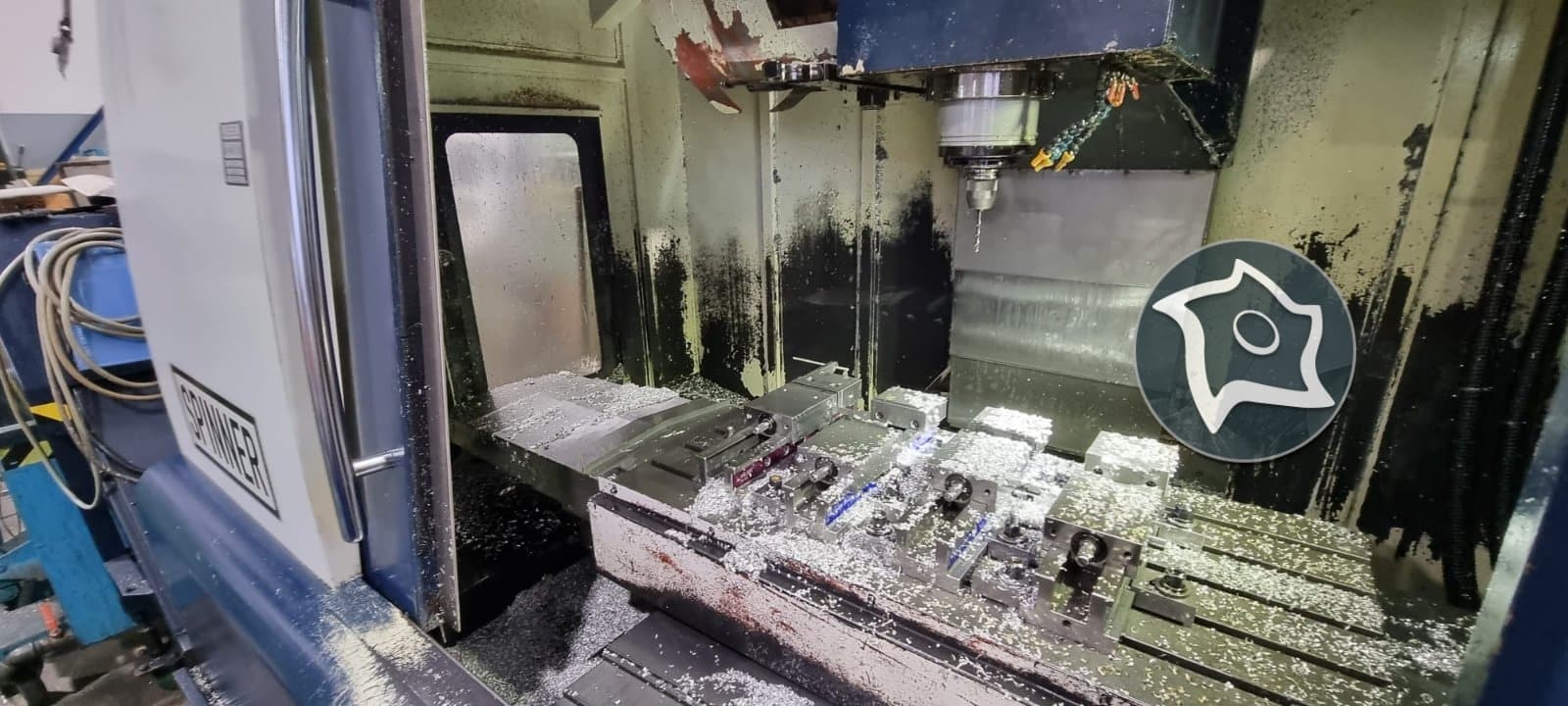 Вертикально-фрезерный станок с ЧПУ Spinner MVC 1100-ID15951