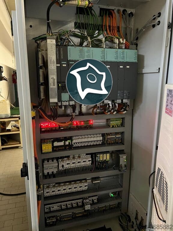 Вертикально-фрезерный станок с ЧПУ Spinner U 620-ID16930