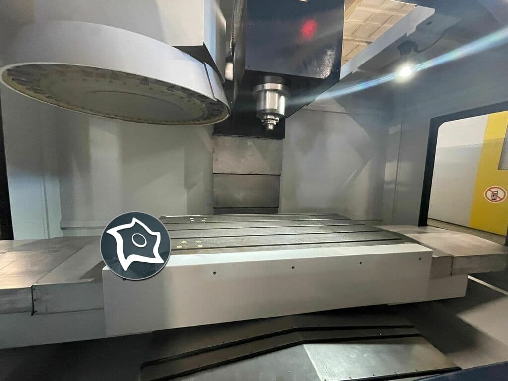 Вертикально-фрезерный станок с ЧПУ Spinner VC 1020-ID16316