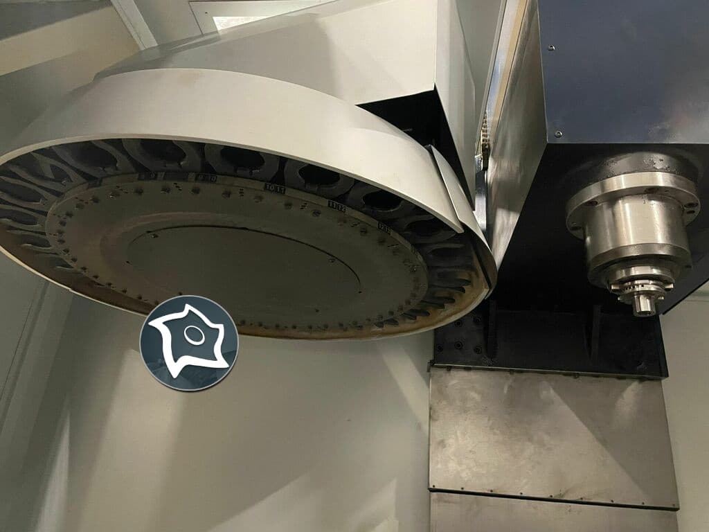 Вертикально-фрезерный станок с ЧПУ Spinner VC 1020-ID16316