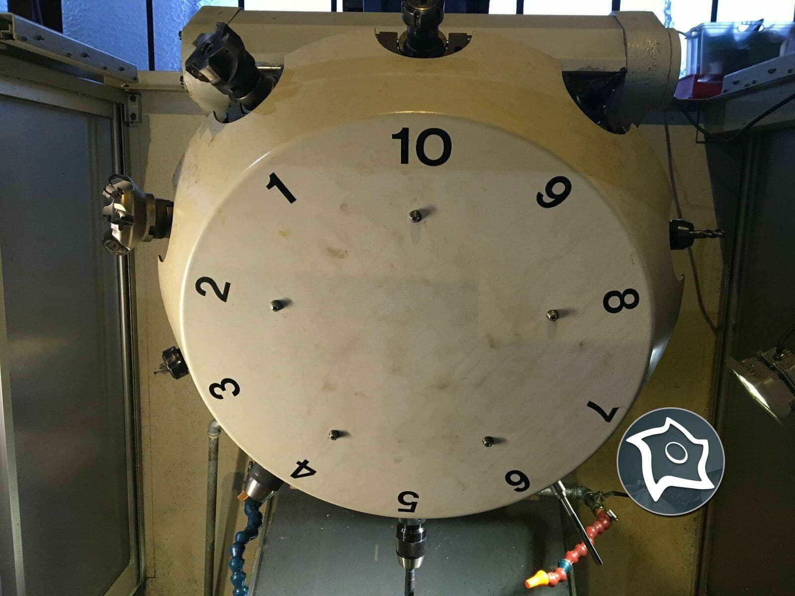 Вертикально-фрезерный станок с ЧПУ Stama MC 010-ID14326