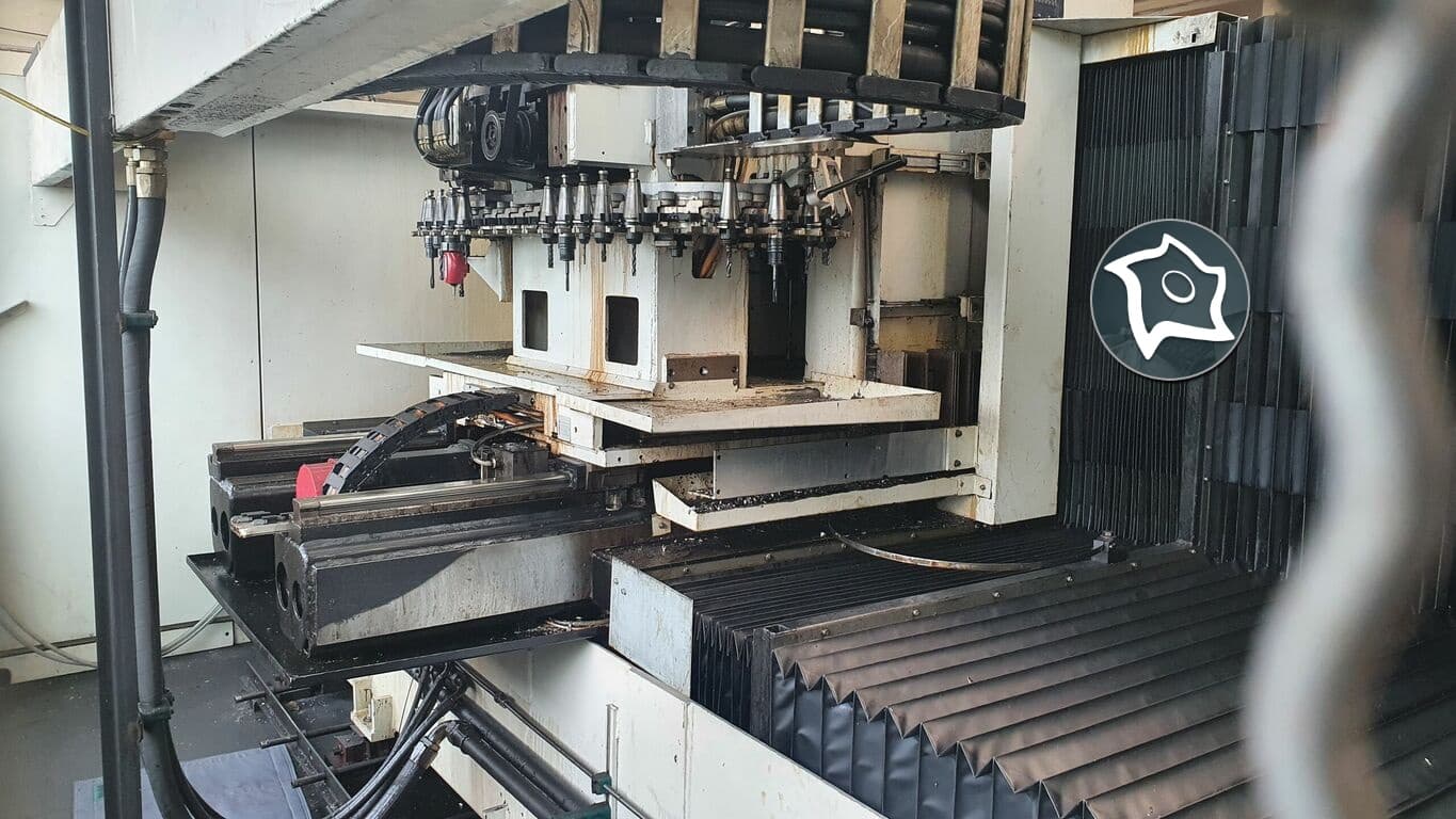 Вертикально-фрезерный станок с ЧПУ Stama MC 540 S-ID15748