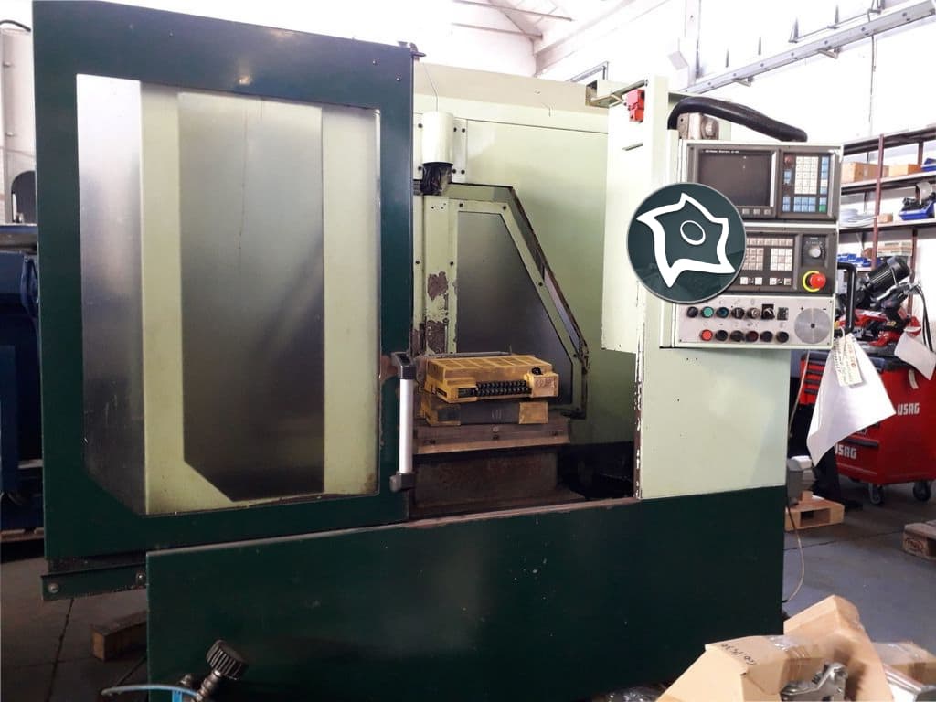 Вертикально-фрезерный станок с ЧПУ Traub TVC 200P S/N-ID12438