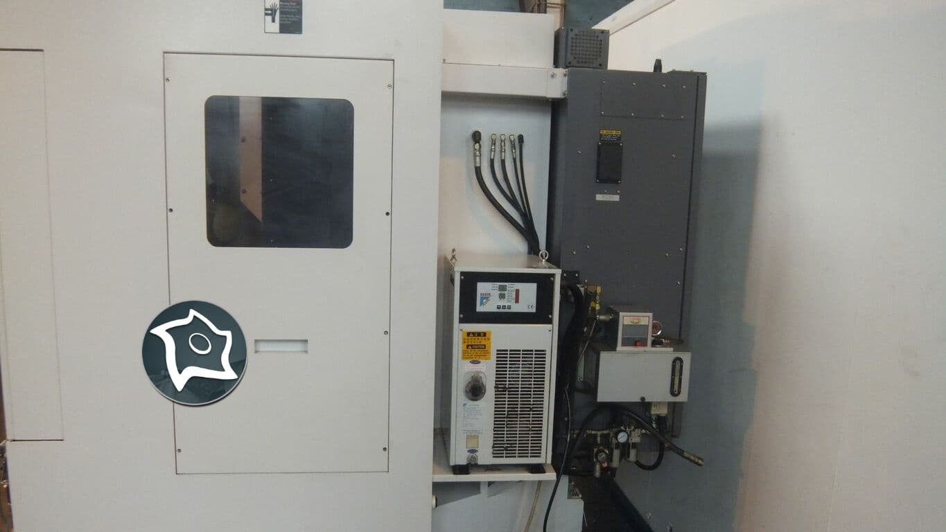 Вертикально-фрезерный станок с ЧПУ YCM XV 560A-ID14331