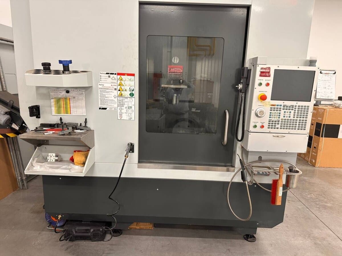 Вертикальные обрабатывающие центры HAAS UMC-750-ID17227