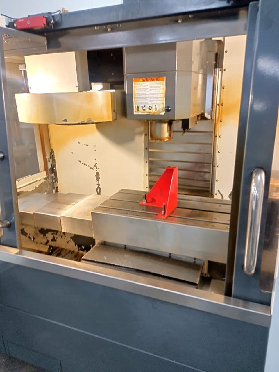 Вертикальный фрезерный обрабатывающий центр с ЧПУ + 4-я ось HAAS VF-2 + HRT-160-ID18018