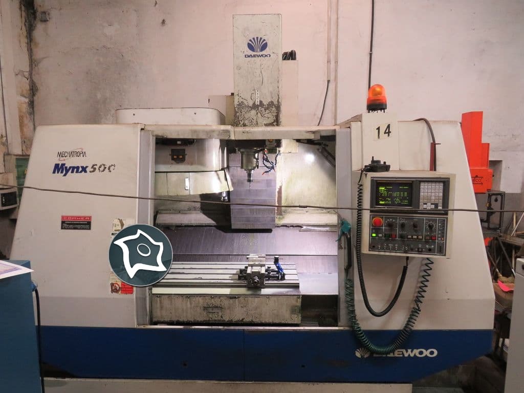 Вертикальный обрабатывающий центр DAEWOO Mynx 500-ID12667