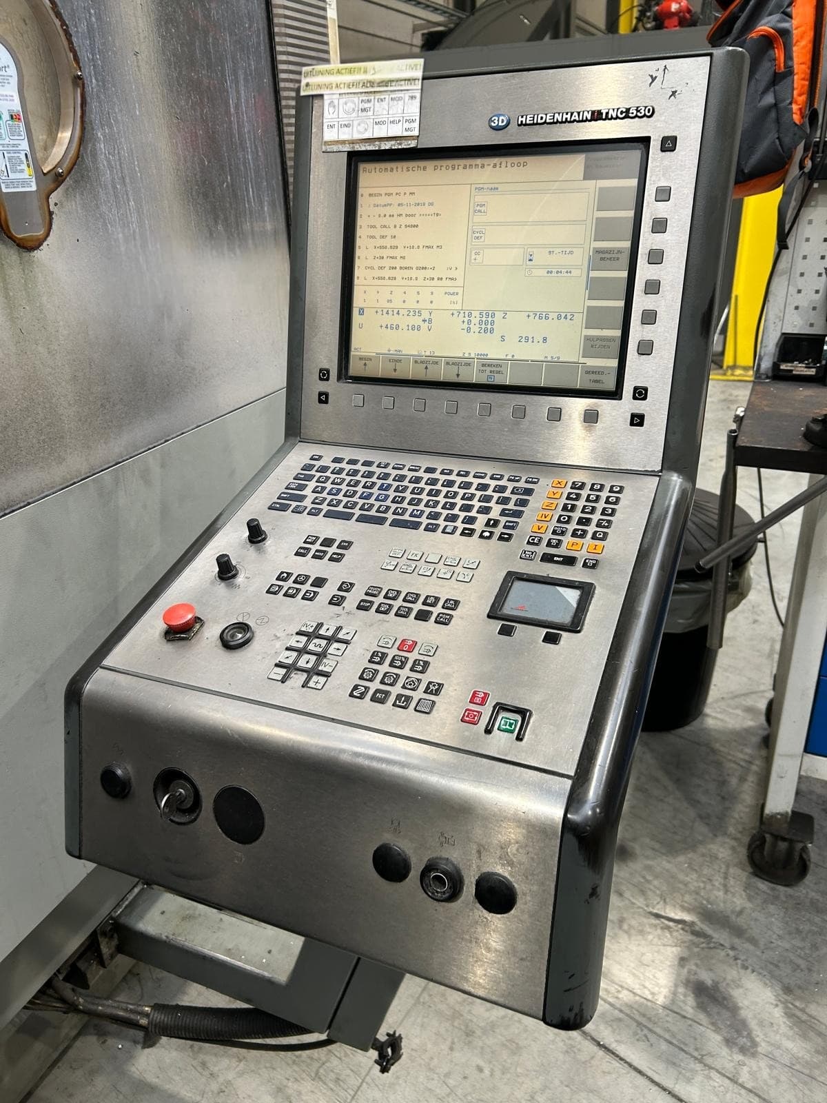 Вертикальный обрабатывающий центр DECKEL MAHO DMF 250 Linear-ID17791