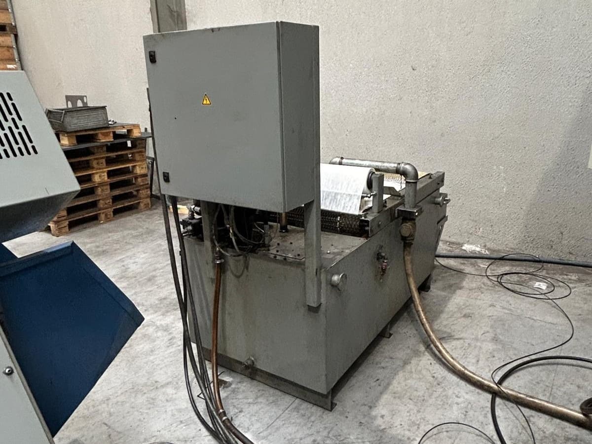 Вертикальный обрабатывающий центр DECKEL MAHO DMF 250 Linear-ID17791