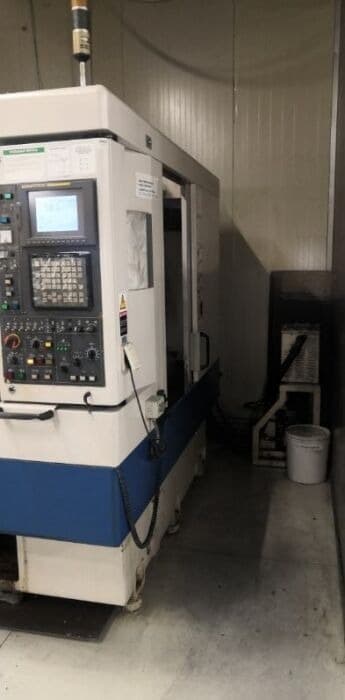 Вертикальный обрабатывающий центр Doosan Daewoo VC 320-ID17782