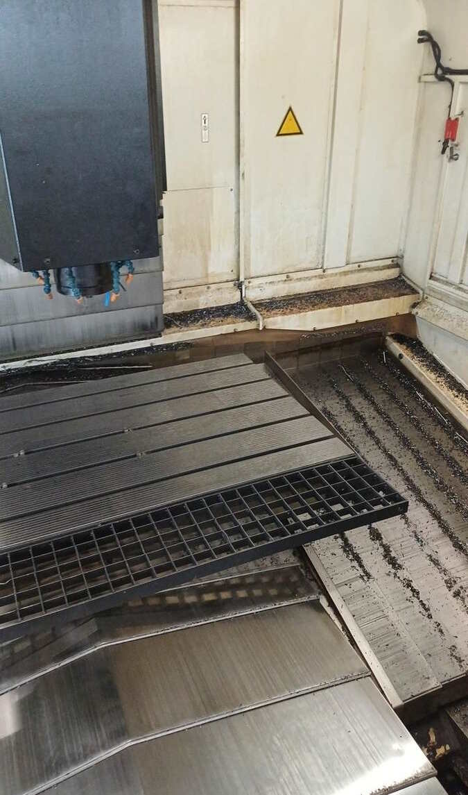 Вертикальный обрабатывающий центр HURON VX 15-ID17842