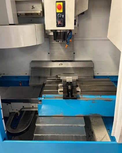 Вертикальный обрабатывающий центр KONDIA B640-ID17835