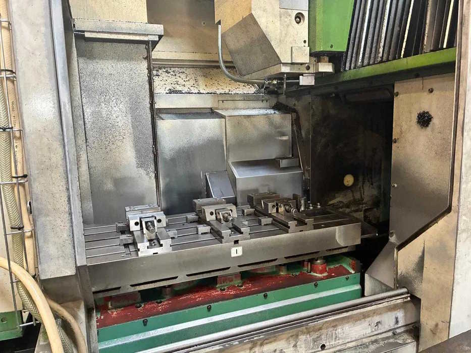 Вертикальный обрабатывающий центр MAZAK AJV-25/405-ID17799