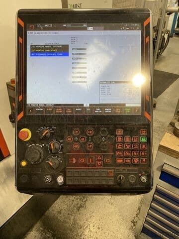 Вертикальный обрабатывающий центр MAZAK VCN 500-ID17327