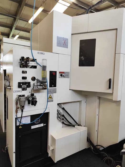 Вертикальный обрабатывающий центр Mazak VCN 530C-ID17706