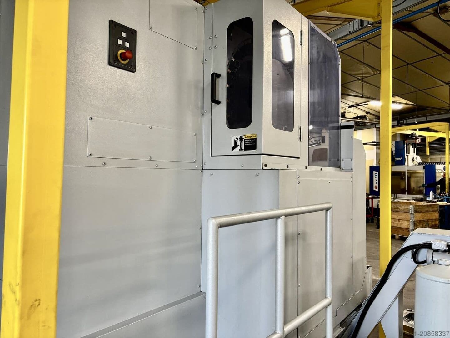 Вертикальный обрабатывающий центр Mori Seiki NV5000A-ID17658