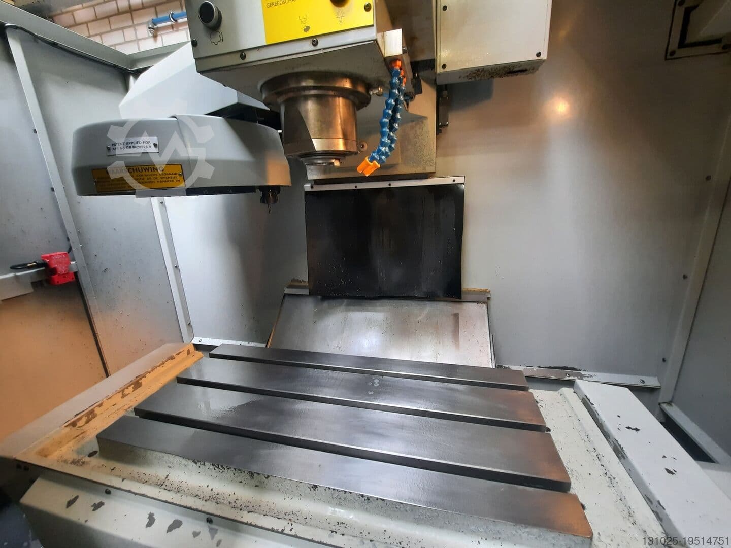 Вертикальний обробний центр з ЧПУ Bridgeport VMC 500-ID17056