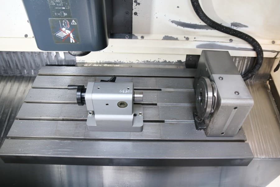 Вертикальный обрабатывающий центр с ЧПУ DECKEL MAHO - DMC 835 V New Design -134-ID17365