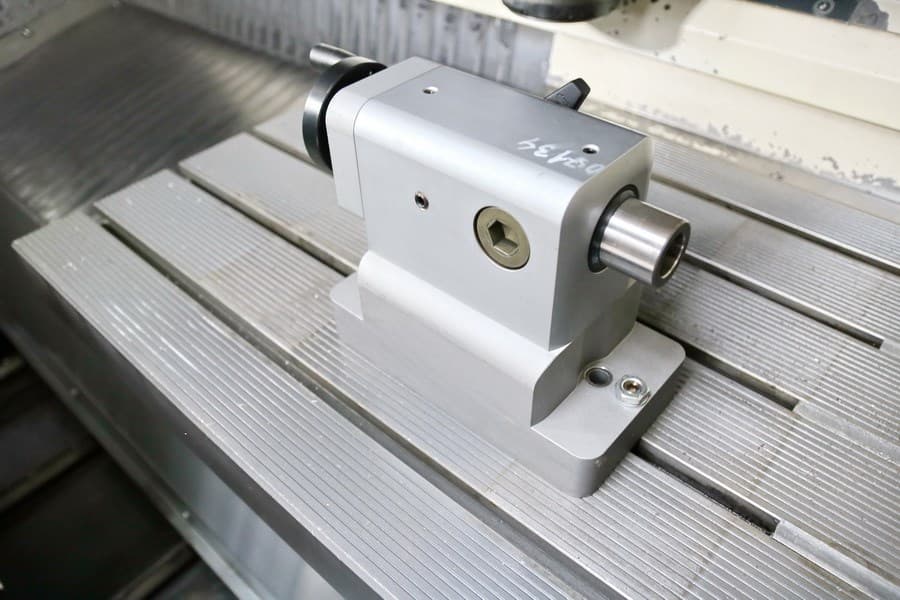 Вертикальный обрабатывающий центр с ЧПУ DECKEL MAHO - DMC 835 V New Design -134-ID17365