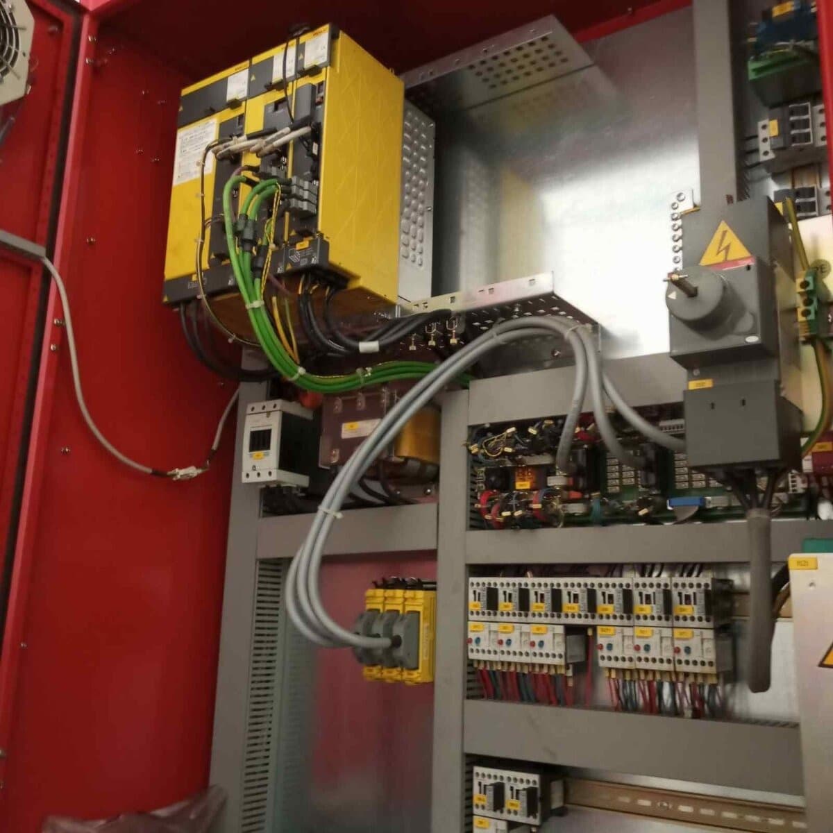 Вертикальный обрабатывающий центр с ЧПУ FAMUP EMCO MCX 1200 / INTOS-ID17778