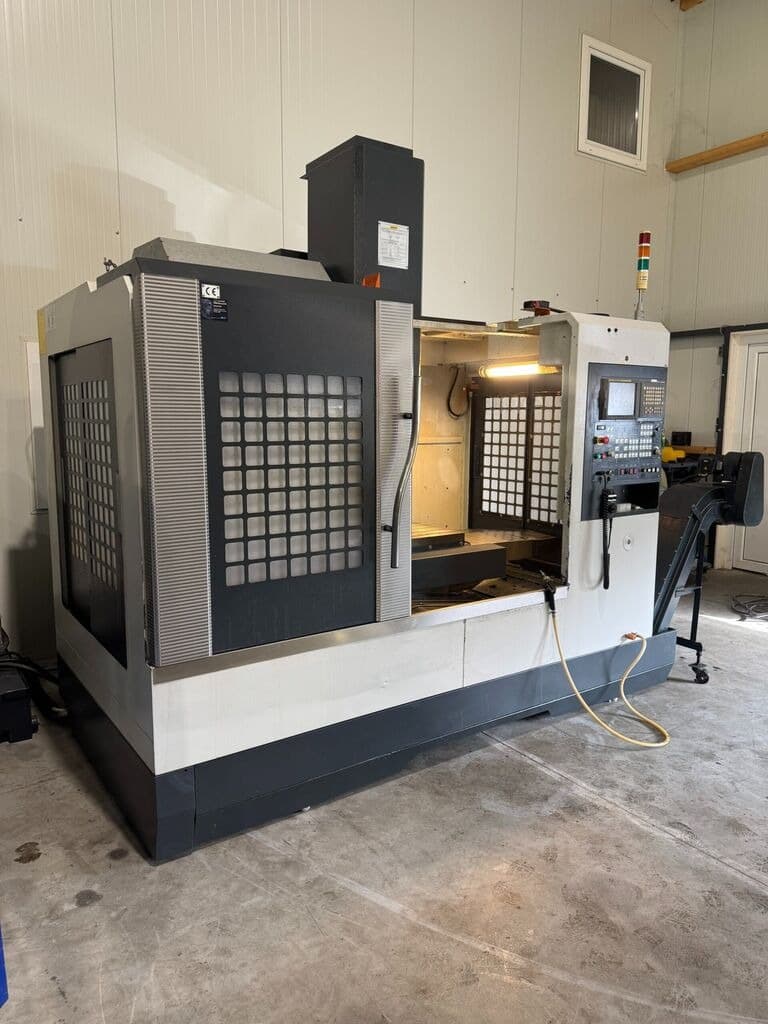 Вертикальный обрабатывающий центр с ЧПУ Feeler QM-40SA-ID17945